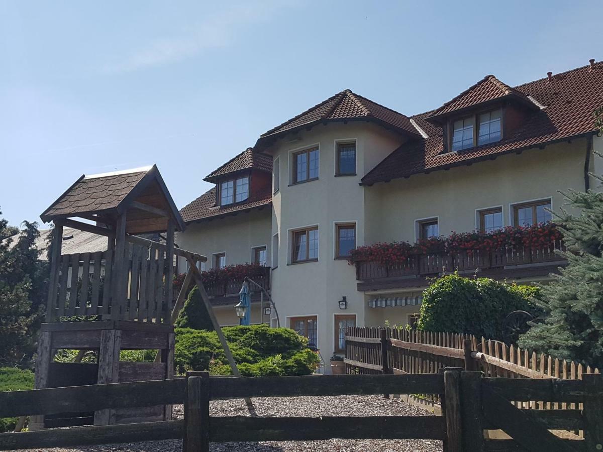 Pension Und Bauernhof Petzold Hotel Greiz Ngoại thất bức ảnh